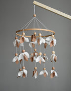Floral mobile with brown and white leaves - Minidreams Decor
