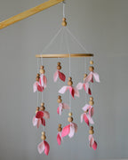 Pink floral baby mobile - Minidreams Decor