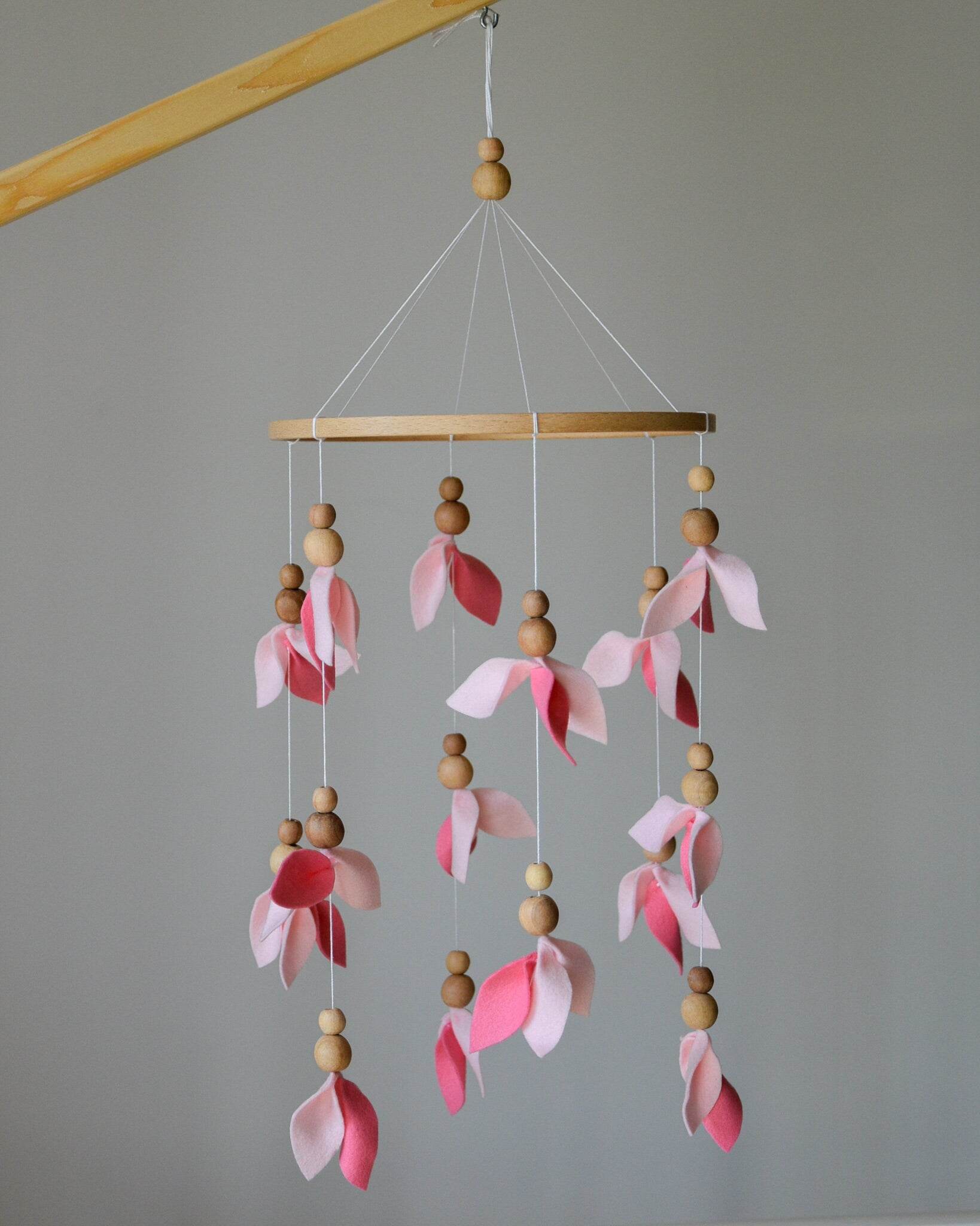 Pink floral baby mobile - Minidreams Decor