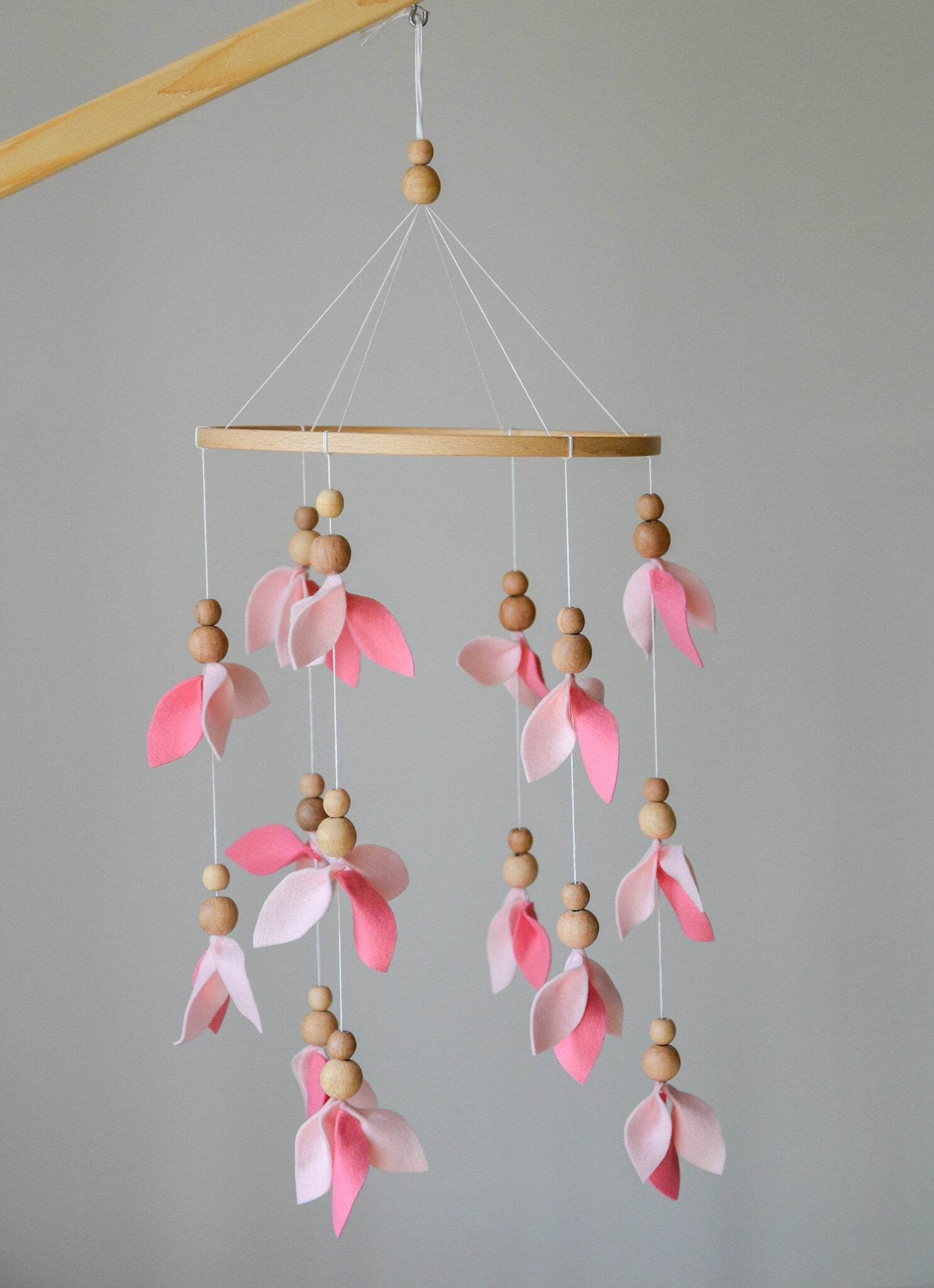 Pink floral baby mobile - Minidreams Decor