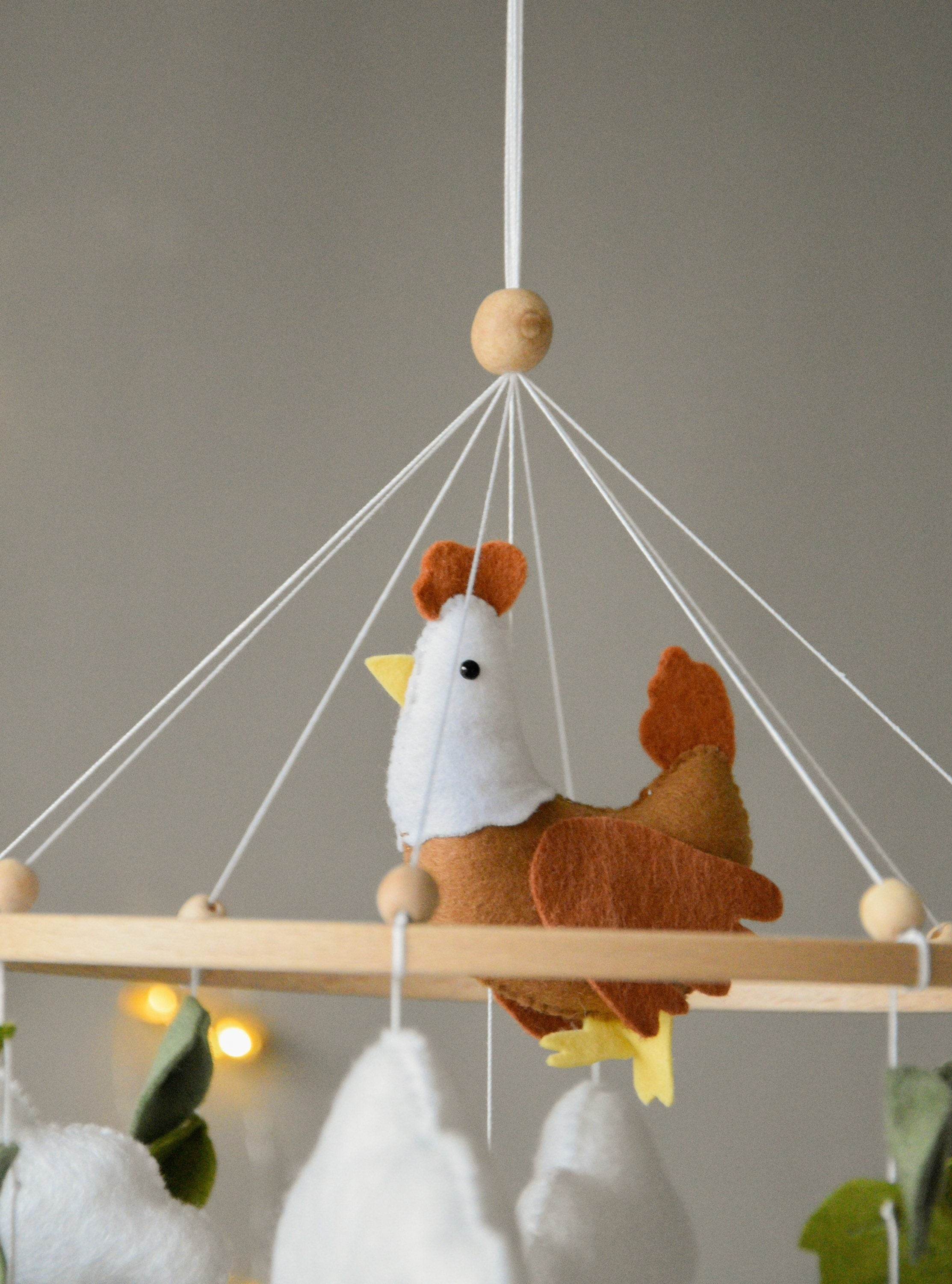 Farm mobile with Cow, Pig, Chicken, Horse, Tractor, Sheep, Cow and leaves - Minidreams Decor