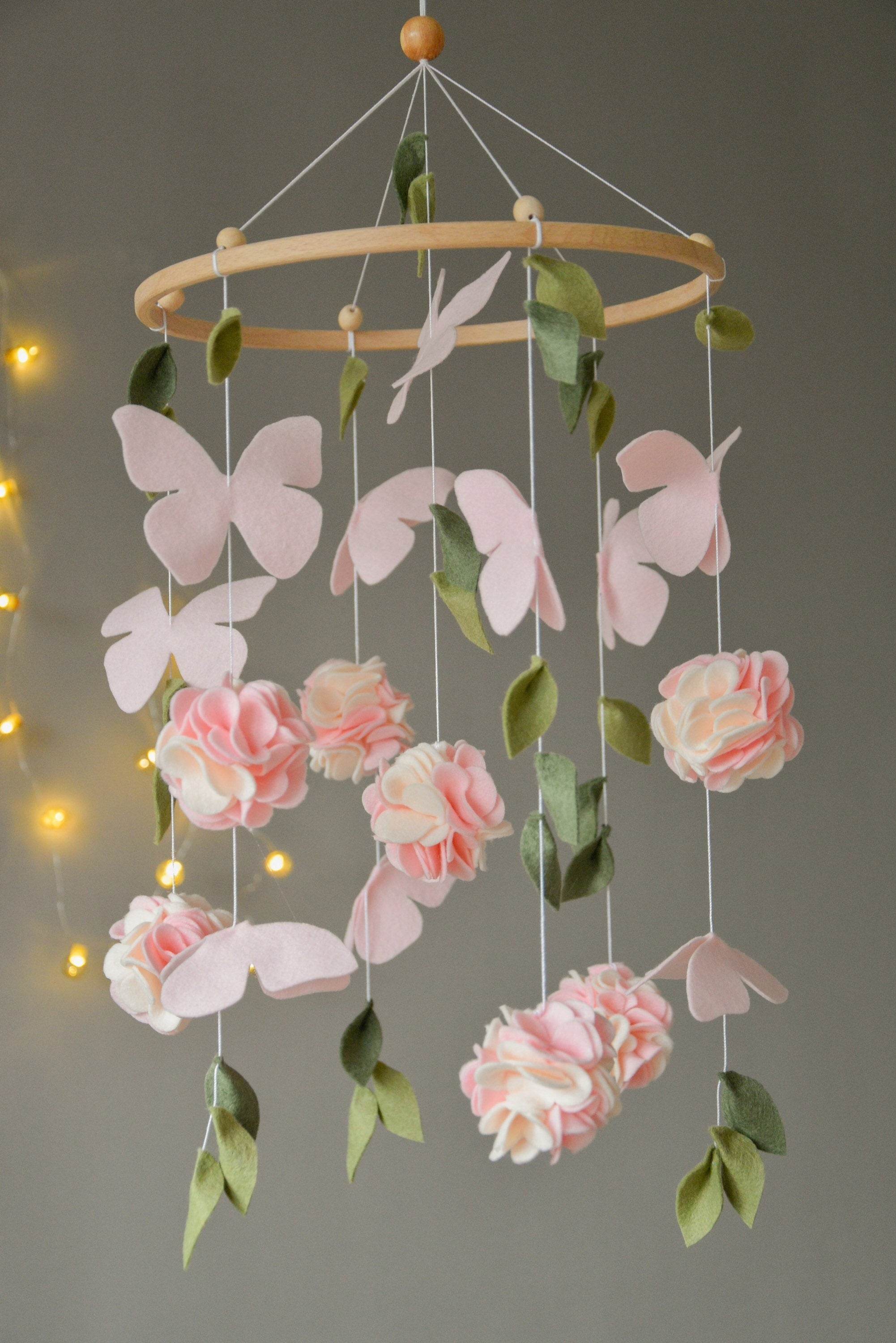 Floral mobile with flower, butterfly and leaves - Minidreams Decor