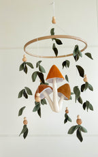 Forest style mobile with mushrooms and leaves - Minidreams Decor