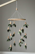 Forest style floral mobile with leaves and wooden pearls - Minidreams Decor